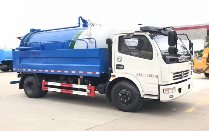 國(guó)五多利卡清洗吸污兩用車 國(guó)五多利卡清洗吸污兩用車