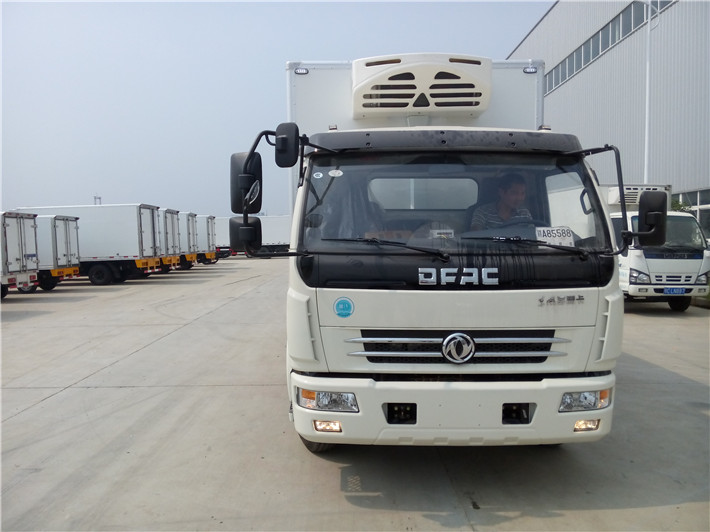 國五東風(fēng)多利卡冷藏車5米1 國五東風(fēng)多利卡冷藏車5米1