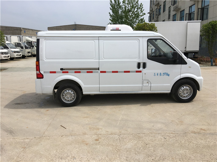 東風(fēng)小康面包冷藏車藍(lán)牌 東風(fēng)小康面包冷藏車藍(lán)牌