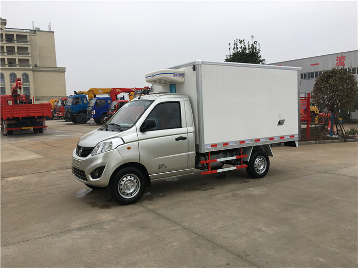 福田伽途肉鉤冷藏車2.9米 福田伽途肉鉤冷藏車2.9米
