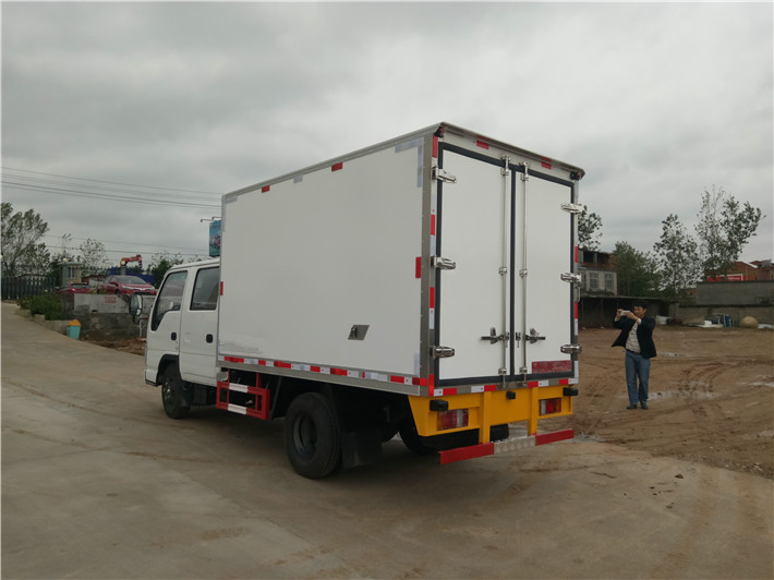 國五五十鈴雙排座冷藏車 國五五十鈴雙排座冷藏車