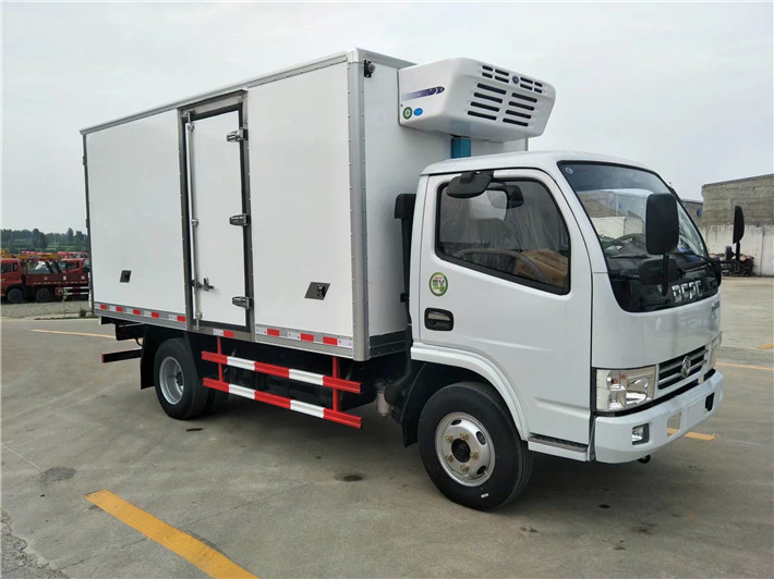 東風(fēng)小多利卡冷藏車4.2米 東風(fēng)小多利卡冷藏車4.2米