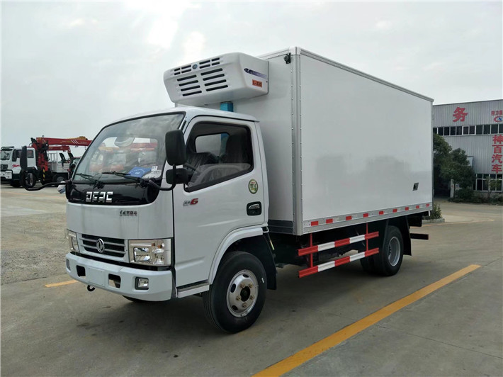 東風(fēng)小多利卡冷藏車4.2米 東風(fēng)小多利卡冷藏車4.2米
