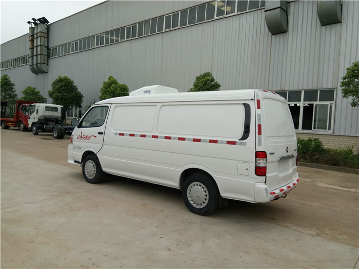福田風(fēng)景面包冷藏車 福田風(fēng)景面包冷藏車
