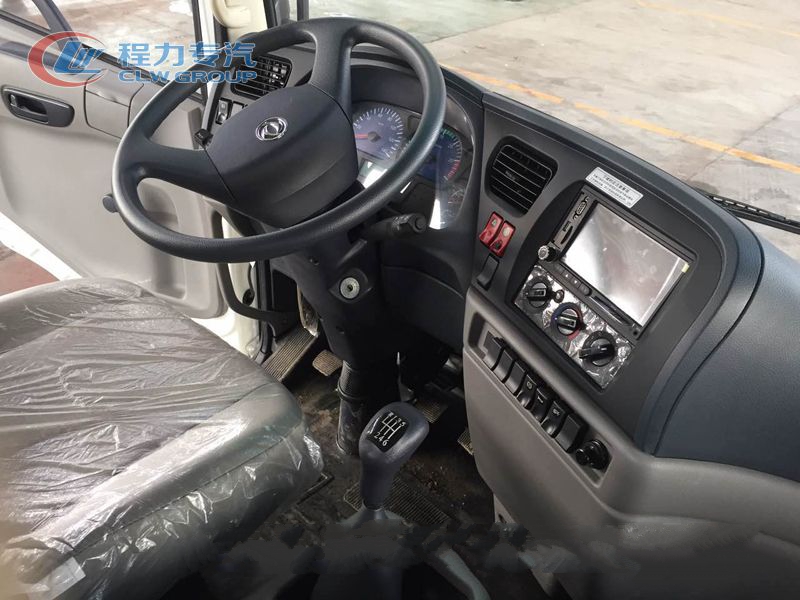 東風天錦灑水車12噸 東風天錦灑水車12噸