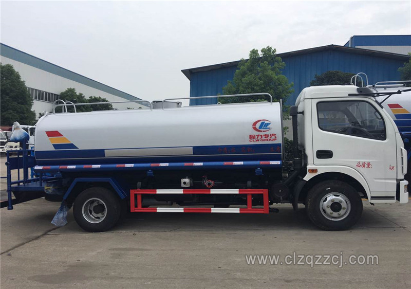 東風福瑞卡8噸霧炮車(國六排放) 東風福瑞卡8噸霧炮車(國六排放)