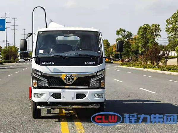 東風(fēng)5方灑水車(帶抑塵) 東風(fēng)5方灑水車(帶抑塵)