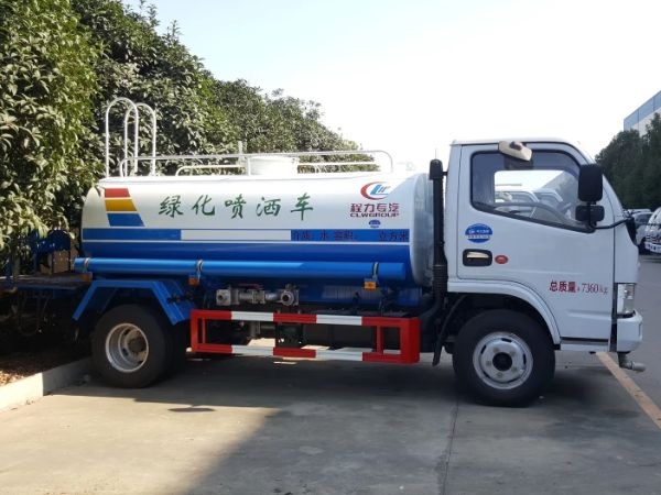 東風(fēng)國五5噸灑水車 東風(fēng)國五5噸灑水車