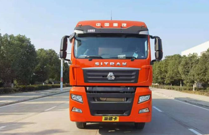 重汽汕德卡9.6米冷藏車(chē) 重汽汕德卡9.6米冷藏車(chē)