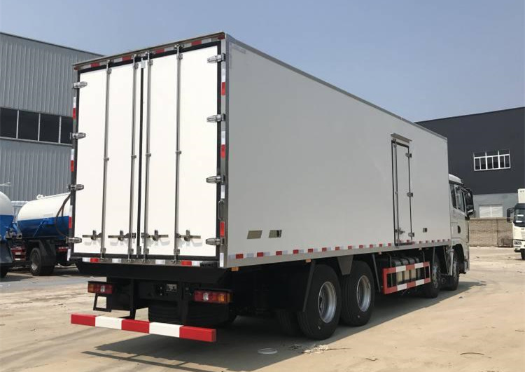 陜汽德龍X3000前四后八冷藏車(氣囊橋) 陜汽德龍X3000前四后八冷藏車(氣囊橋)
