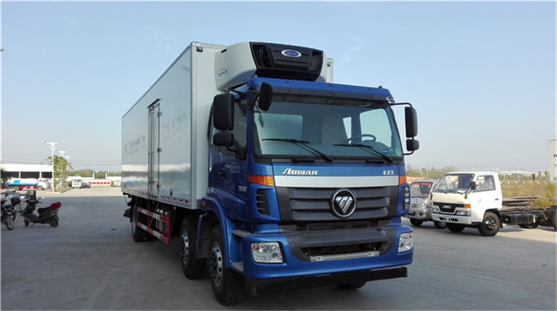 歐曼ETX小三軸冷藏車(9米6) 歐曼ETX小三軸冷藏車(9米6)