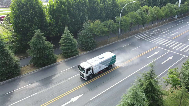 重汽洗掃灑水一體車 重汽洗掃灑水一體車