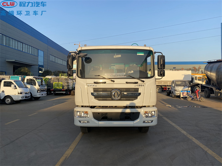 東風(fēng)12方D9壓縮垃圾車(chē) 東風(fēng)12方D9壓縮垃圾車(chē)