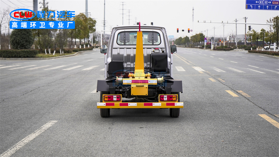 3方東風(fēng)小康勾臂垃圾車 3方東風(fēng)小康勾臂垃圾車