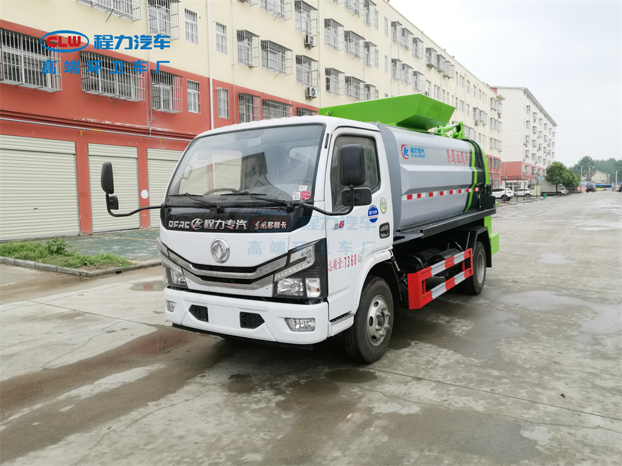 6方東風(fēng)小多利卡餐廚垃圾車 6方東風(fēng)小多利卡餐廚垃圾車