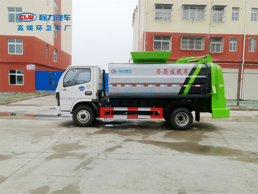 6方東風(fēng)小多利卡餐廚垃圾車 6方東風(fēng)小多利卡餐廚垃圾車