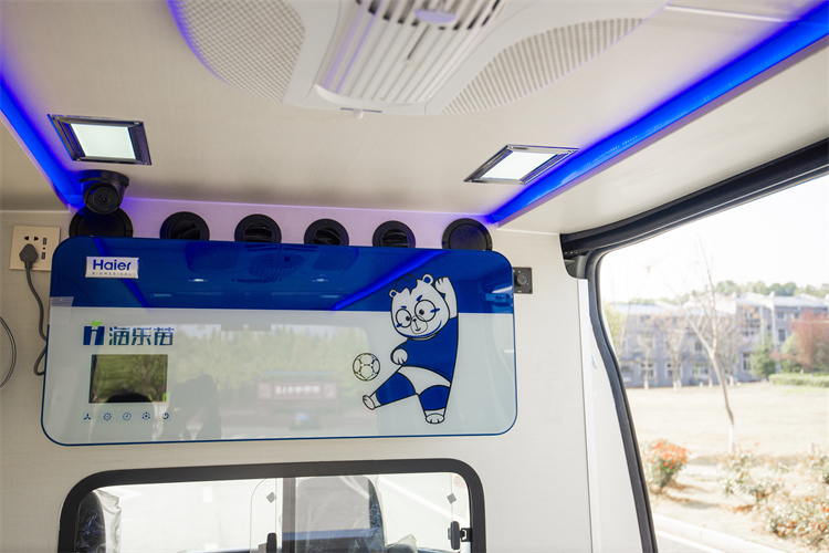 依維柯檢測車(核酸取樣車) 依維柯檢測車(核酸取樣車)