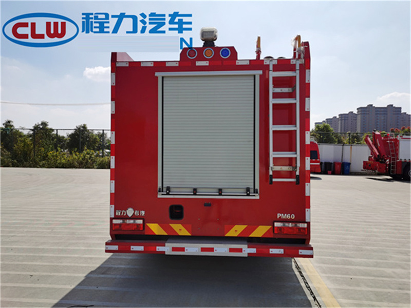 東風(fēng)D9消防車 東風(fēng)D9消防車
