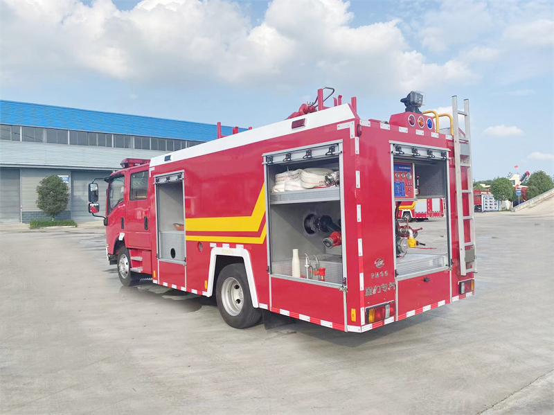 2噸五十鈴水罐消防車 2噸五十鈴水罐消防車