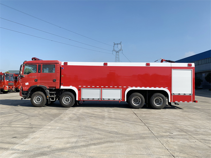 25噸豪沃泡沫消防車 25噸豪沃泡沫消防車
